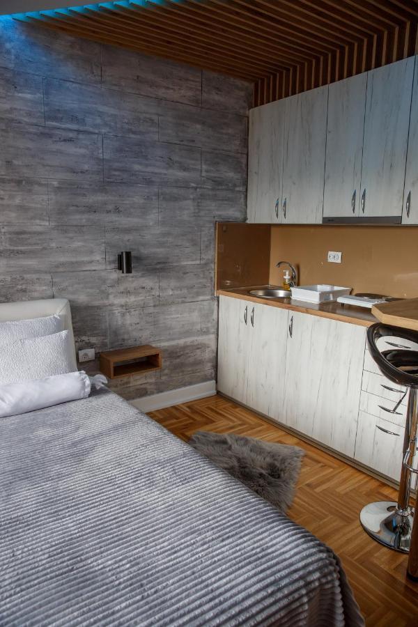 Apartman Studio Milica I Subotica Ngoại thất bức ảnh